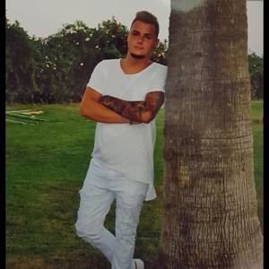 Meet your Posher, Senita